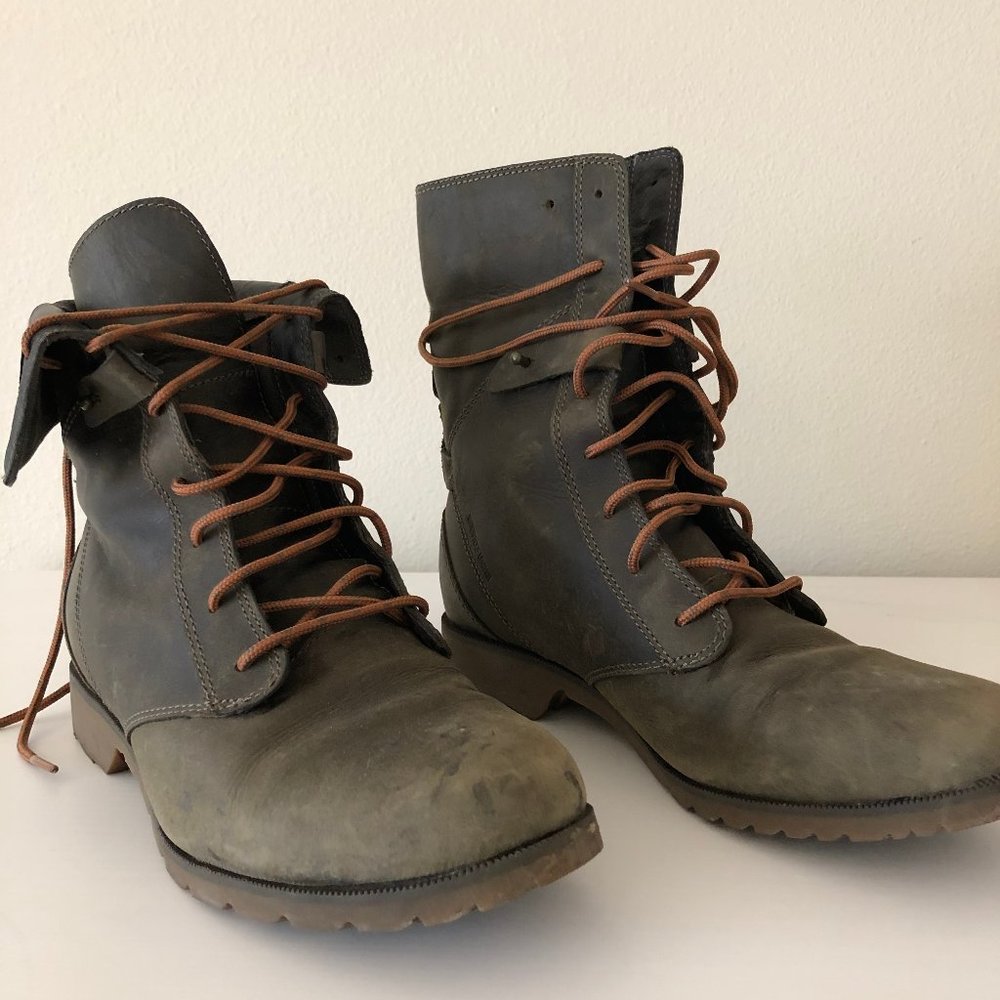 Teva Olive Delavina Waterproof Leather Lace Boots